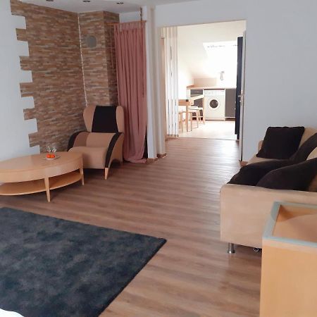 Apartment City Metzingen Ρόιτλινγκεν Εξωτερικό φωτογραφία