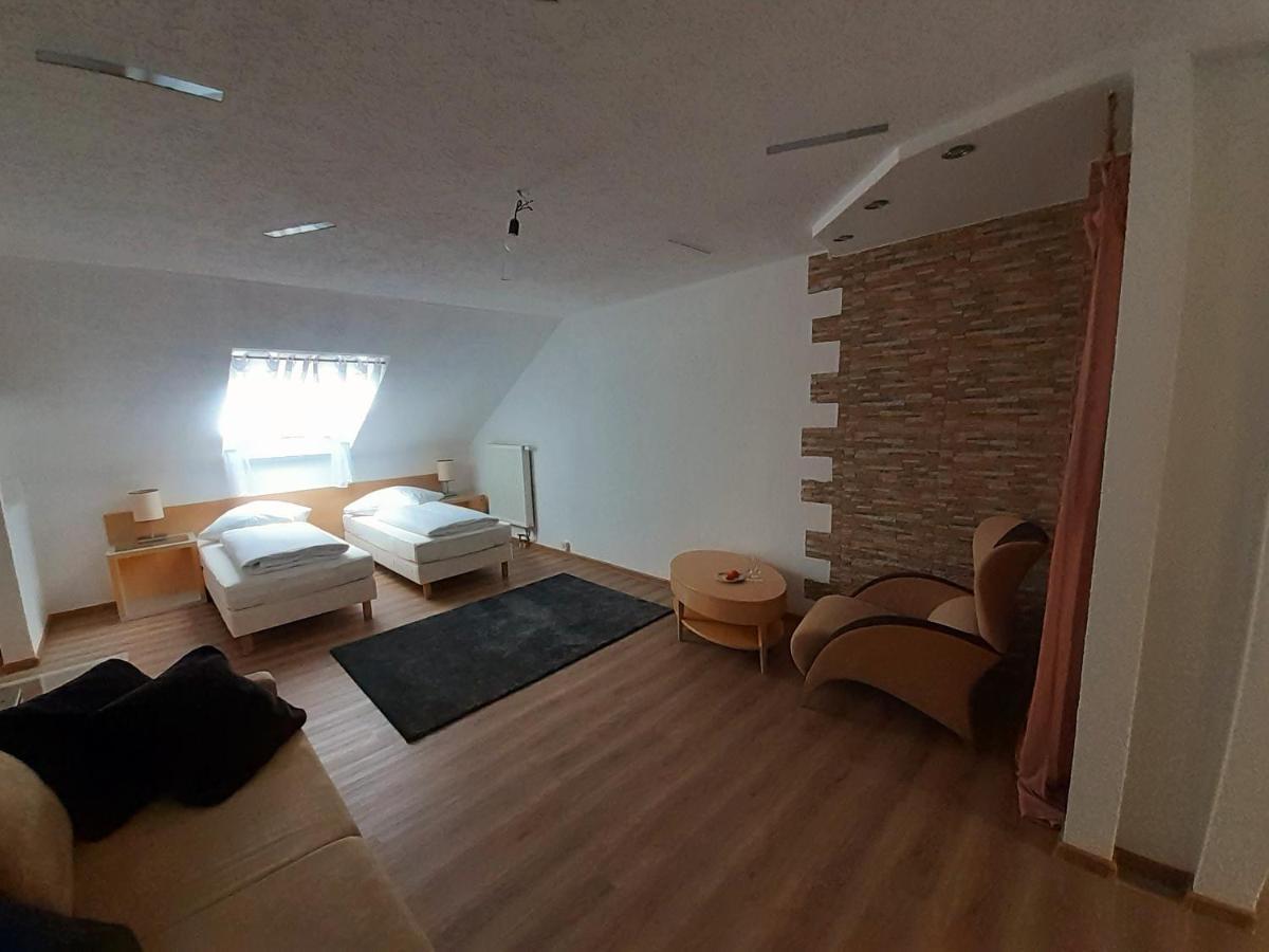 Apartment City Metzingen Ρόιτλινγκεν Εξωτερικό φωτογραφία